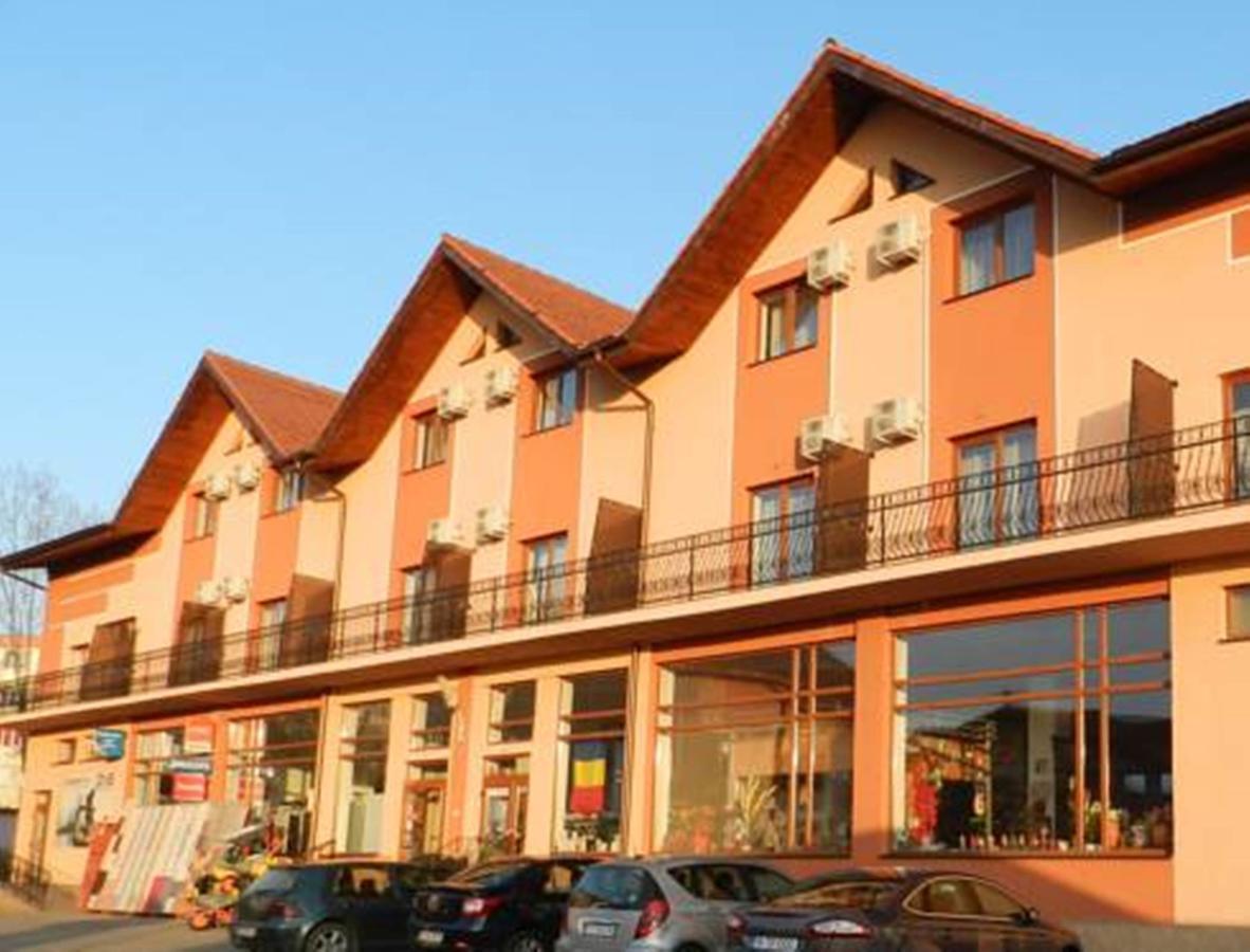 Hotel Condor Oravita Luaran gambar